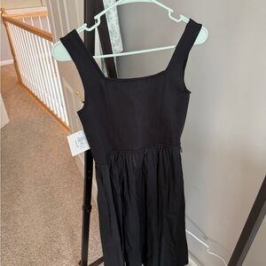 Ellen Tracy Black Sleeveless Square-Neck Midi Dress